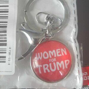 Donald J Trump Make America Great Again Red Hat Keychain Republicans smoke free